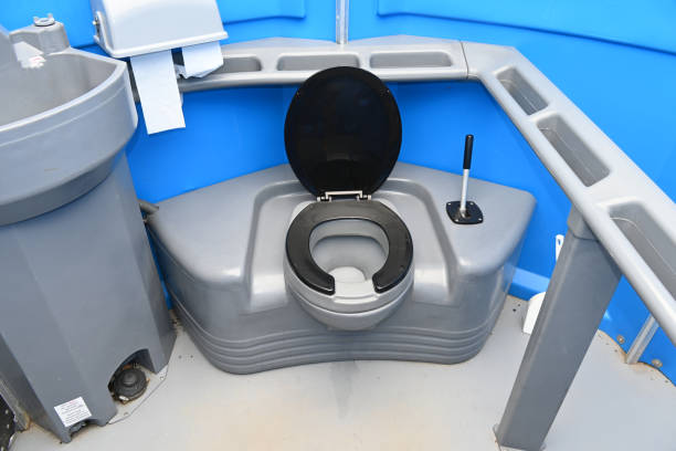 Best Porta potty delivery and setup  in Woodbourne, PA